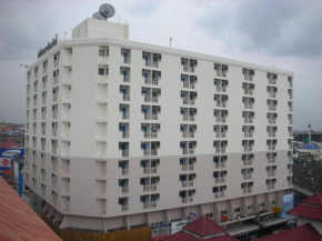  Rangsit Apartment I  Бангкок
